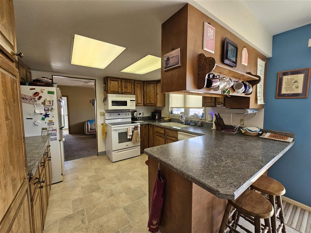 1670 Sesame St — photo 18 of 25