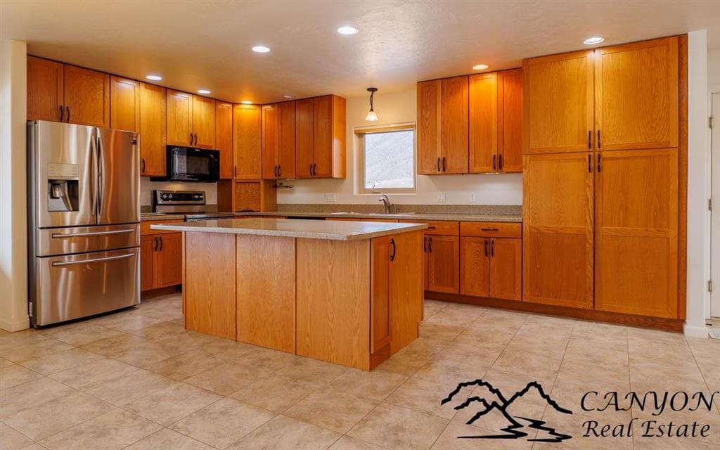 31 Diamond Basin Rd — photo 12 of 25