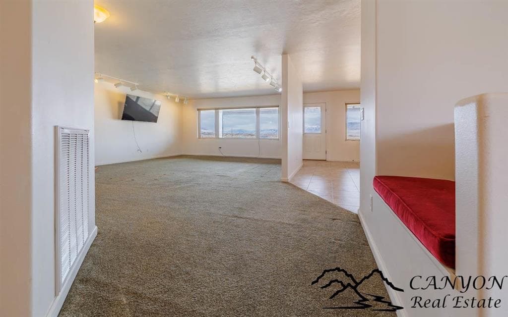 31 Diamond Basin Rd — photo 4 of 25