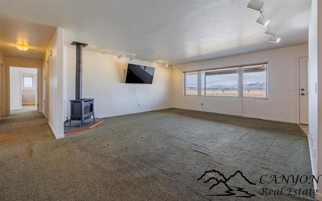 31 Diamond Basin Rd — photo 5 of 25