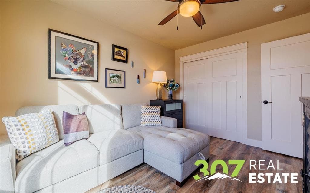 3031 Hardpan Ave — photo 12 of 25