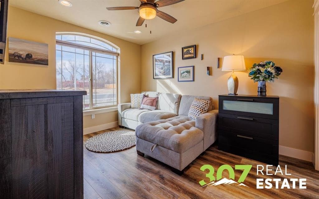 3031 Hardpan Ave — photo 13 of 25