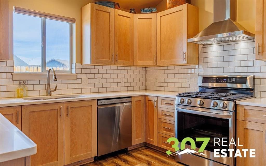 3031 Hardpan Ave — photo 5 of 25