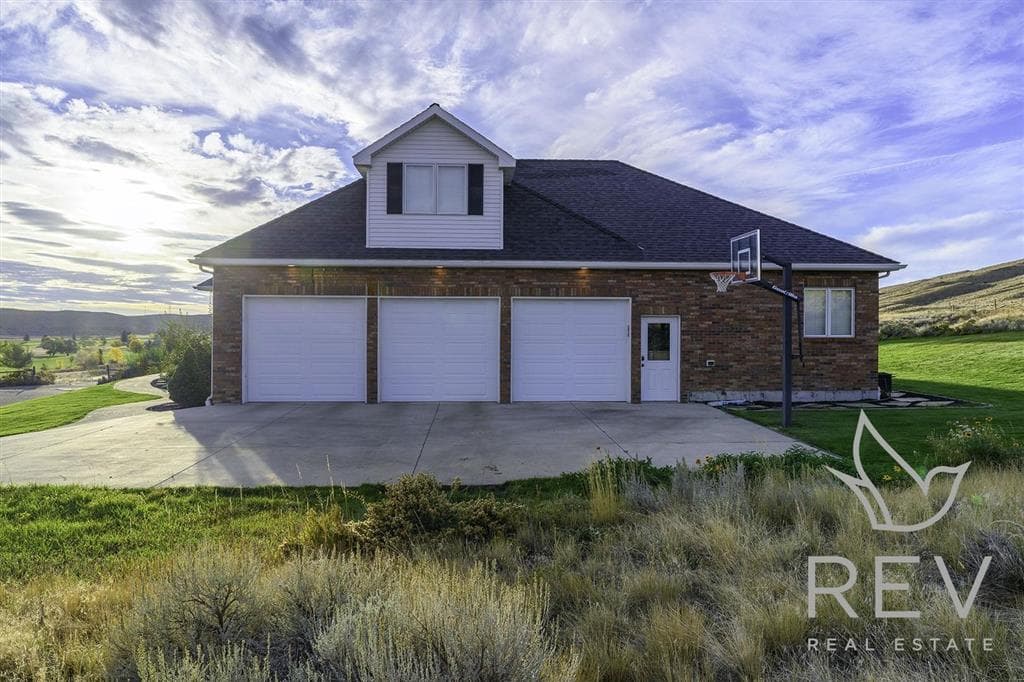 732 Links View Dr — photo 6 of 25