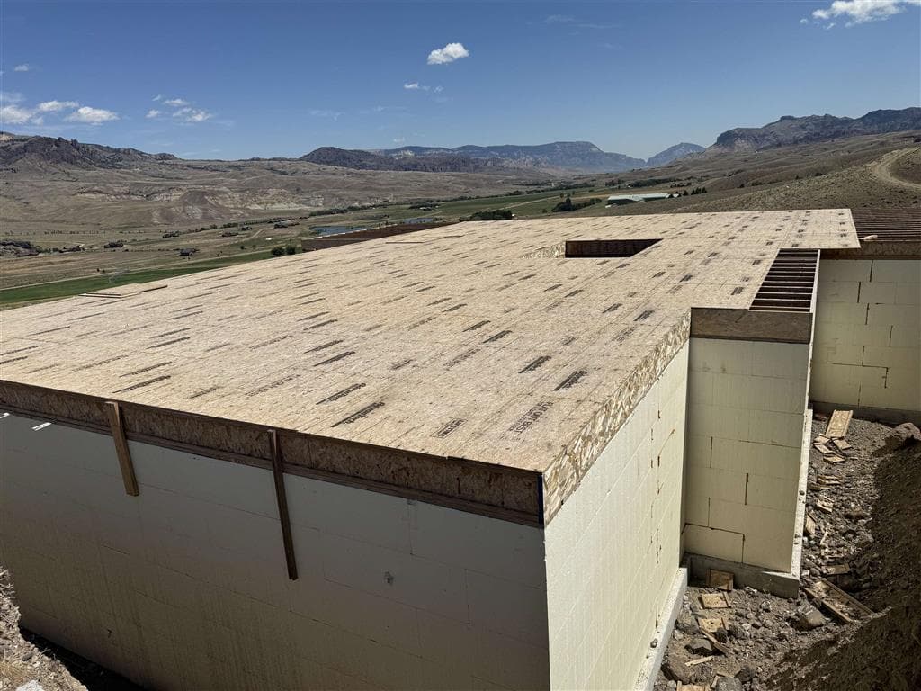 203 Hawk Dr — photo 7 of 17