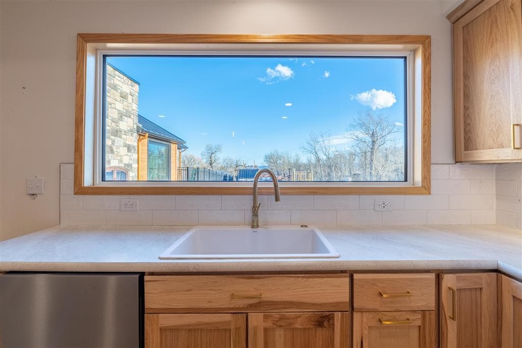 409 Tolman Rd — photo 25 of 25