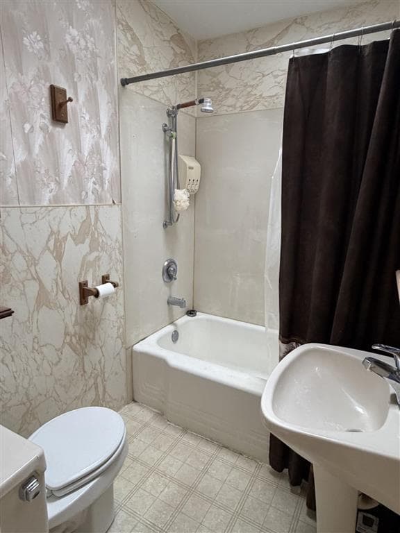 487 E 3rd St — photo 12 of 19