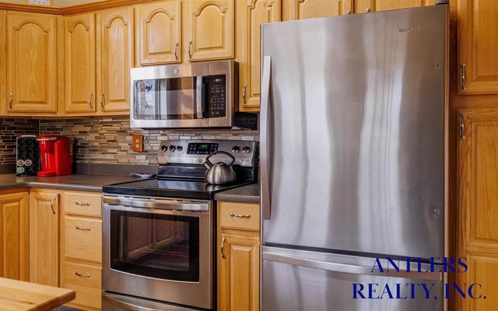 2514 Carter Ave — photo 13 of 25