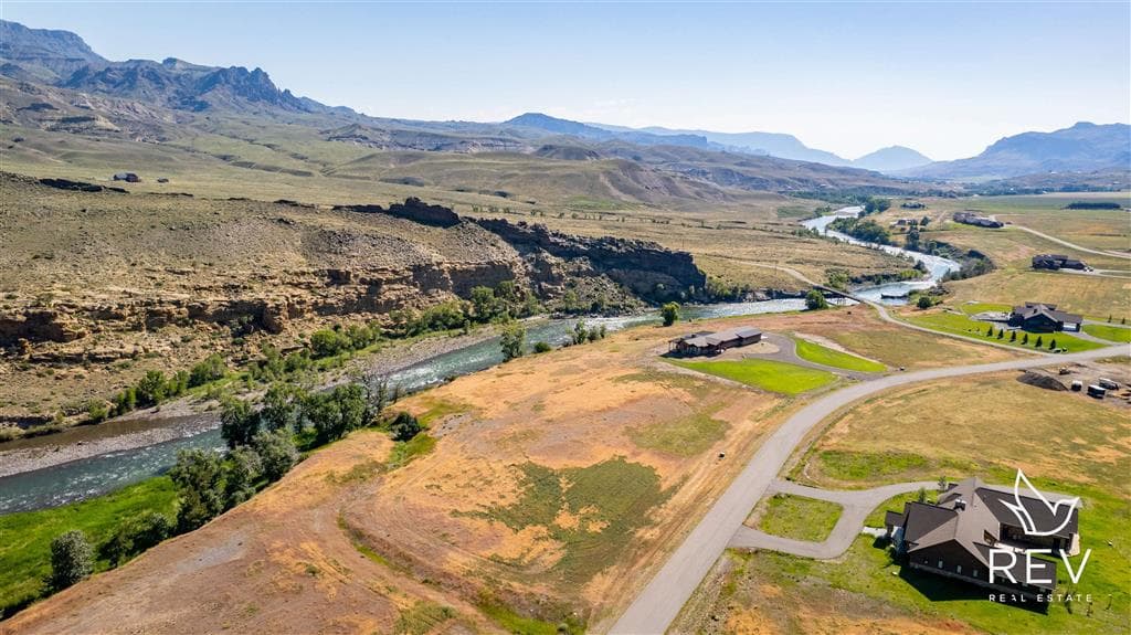 92 Big Creek Dr — photo 4 of 19