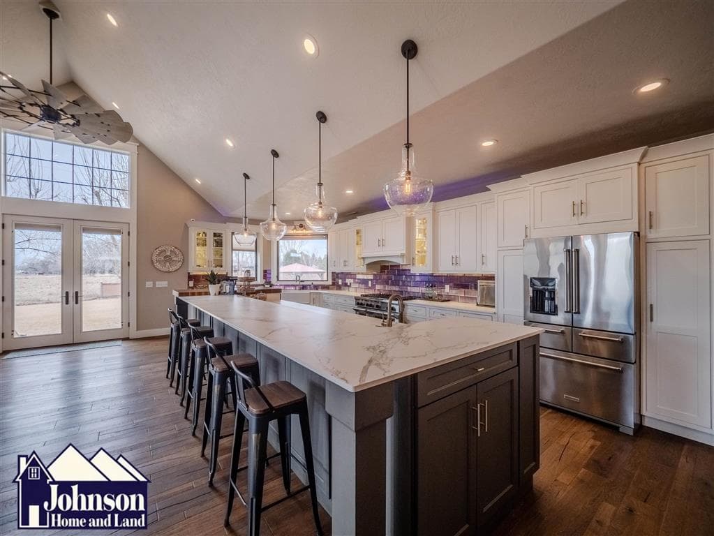 450 S Division St — photo 18 of 25