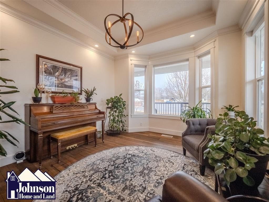 450 S Division St — photo 23 of 25