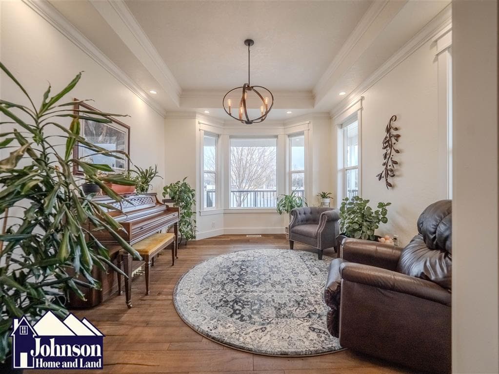 450 S Division St — photo 24 of 25