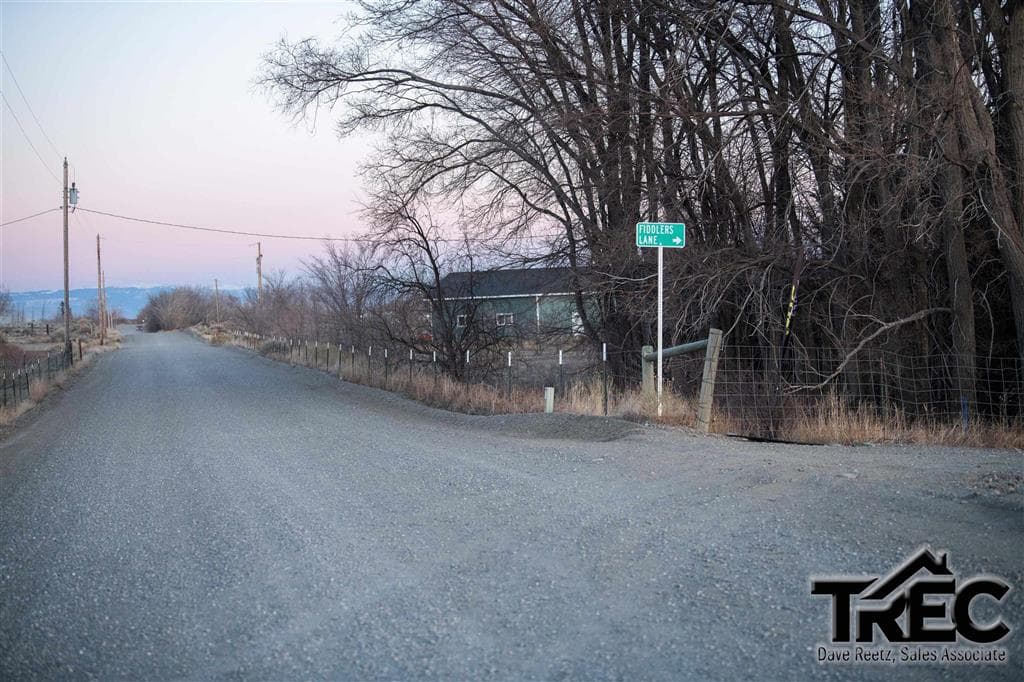 417 Fiddlers Ln — photo 11 of 19