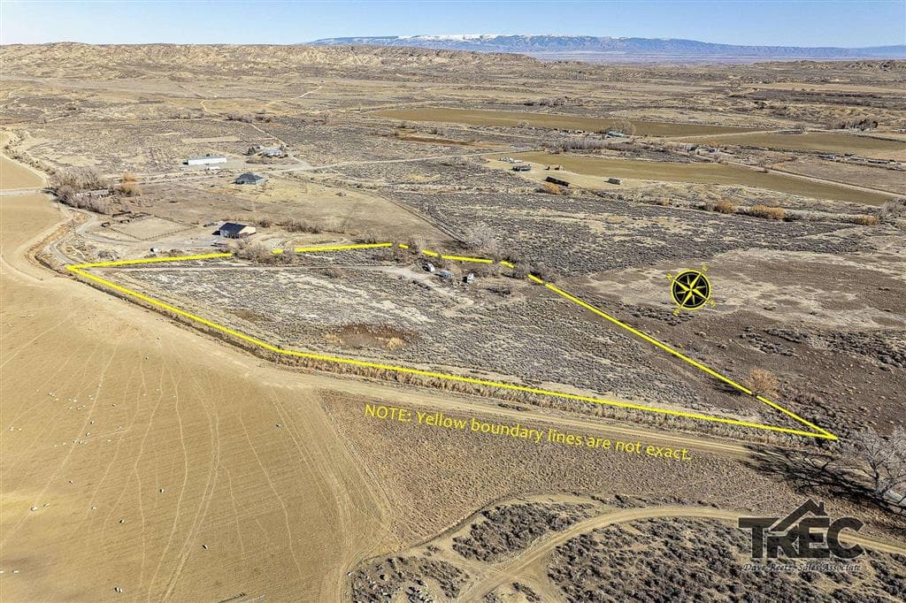 417 Fiddlers Ln — photo 3 of 19