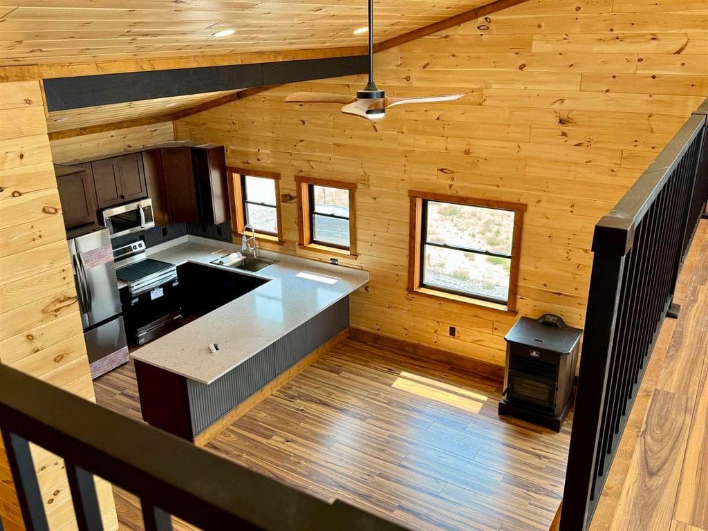 212 Hawk Dr — photo 20 of 25
