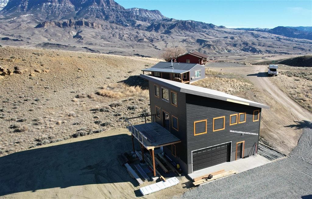 212 Hawk Dr — photo 6 of 9