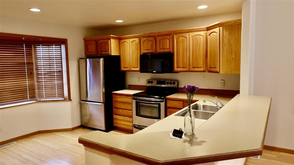 2014 Cougar Ave — photo 15 of 25