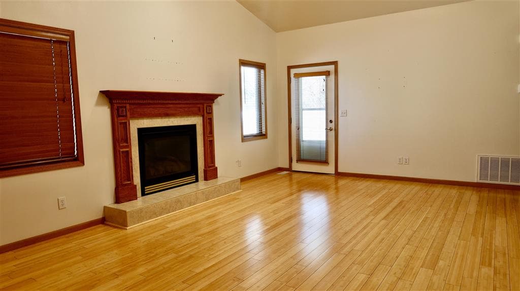 2014 Cougar Ave — photo 7 of 25