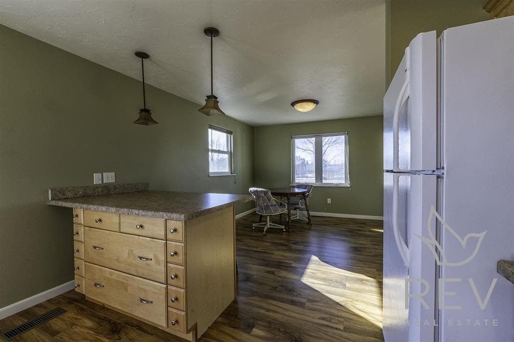 2707 Central Ave — photo 15 of 25