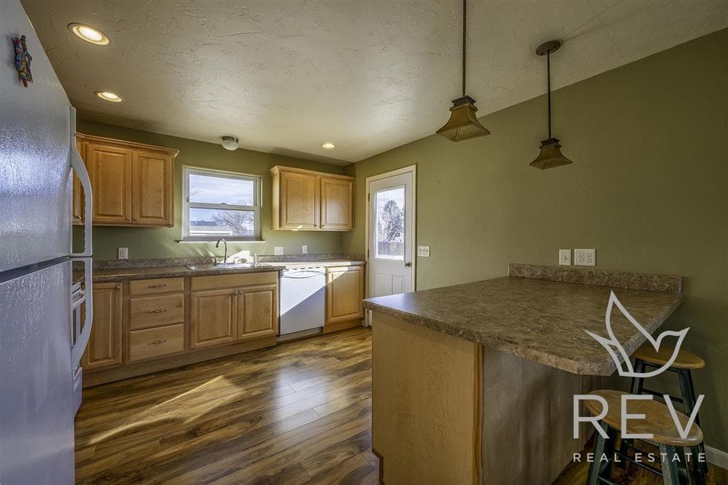 2707 Central Ave — photo 8 of 25