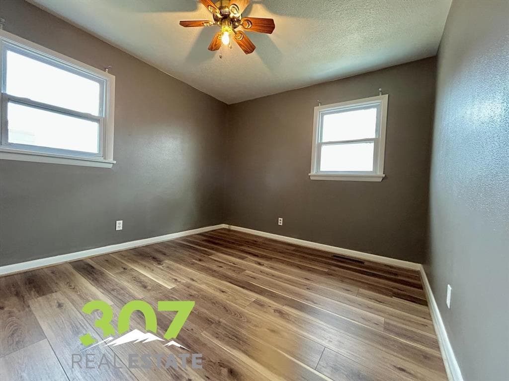 535 S Clark St — photo 11 of 25