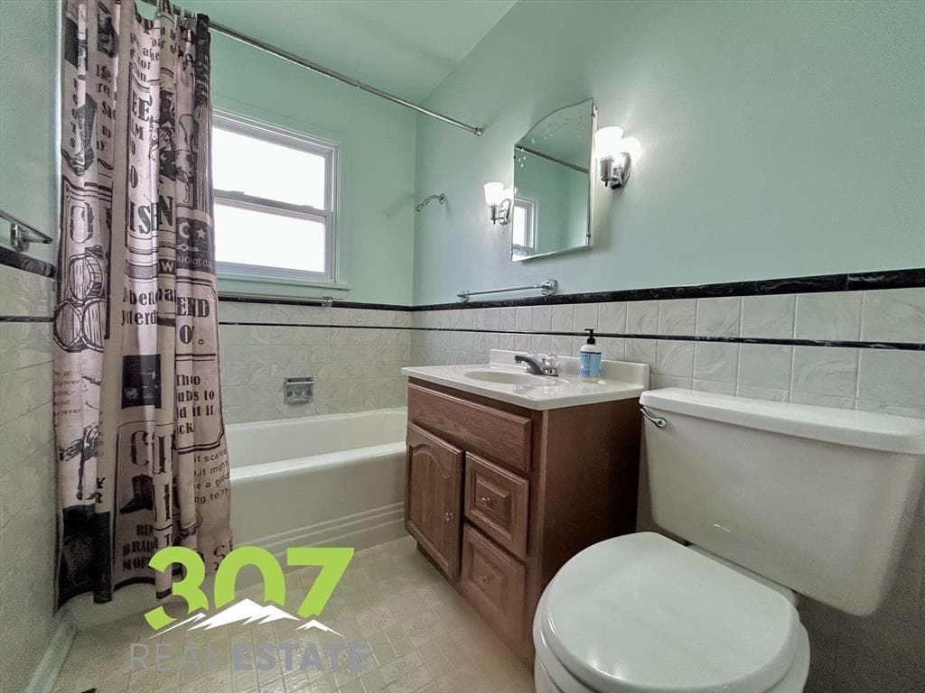 535 S Clark St — photo 13 of 25