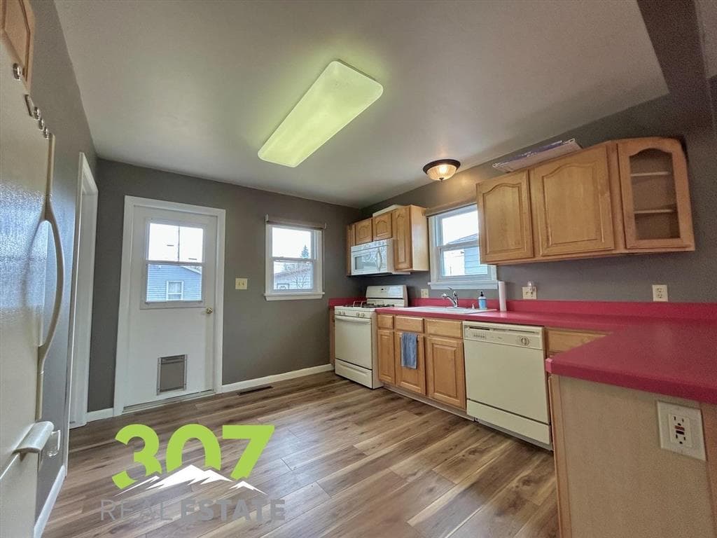 535 S Clark St — photo 14 of 25