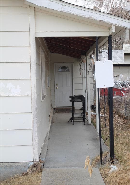 413 Myrtle — photo 2 of 25