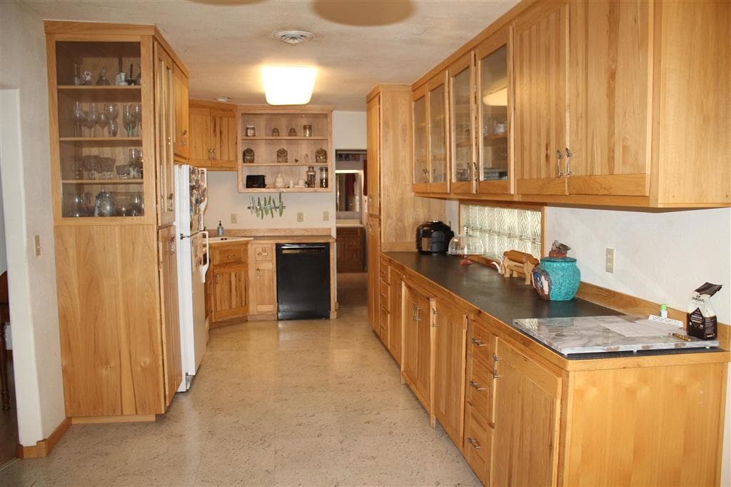 413 Myrtle — photo 11 of 25