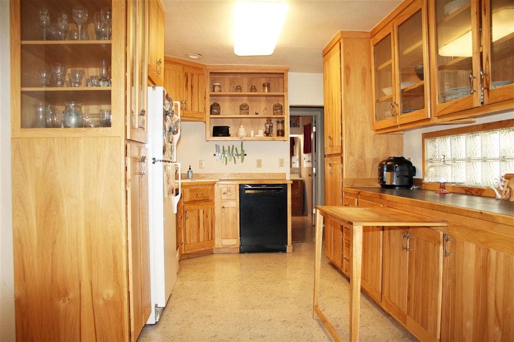 413 Myrtle — photo 13 of 25