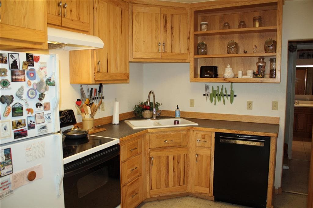 413 Myrtle — photo 14 of 25