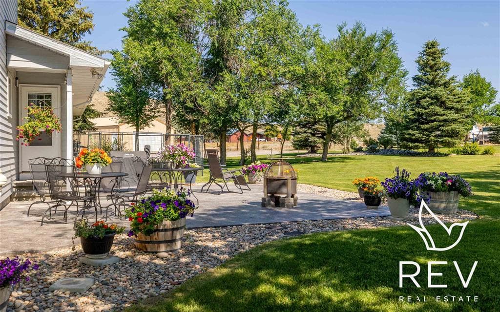 14 Beacon Dr — photo 11 of 25