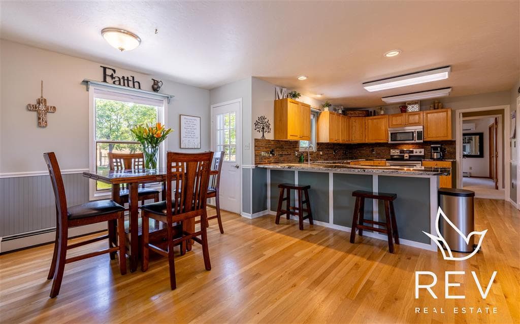 14 Beacon Dr — photo 19 of 25