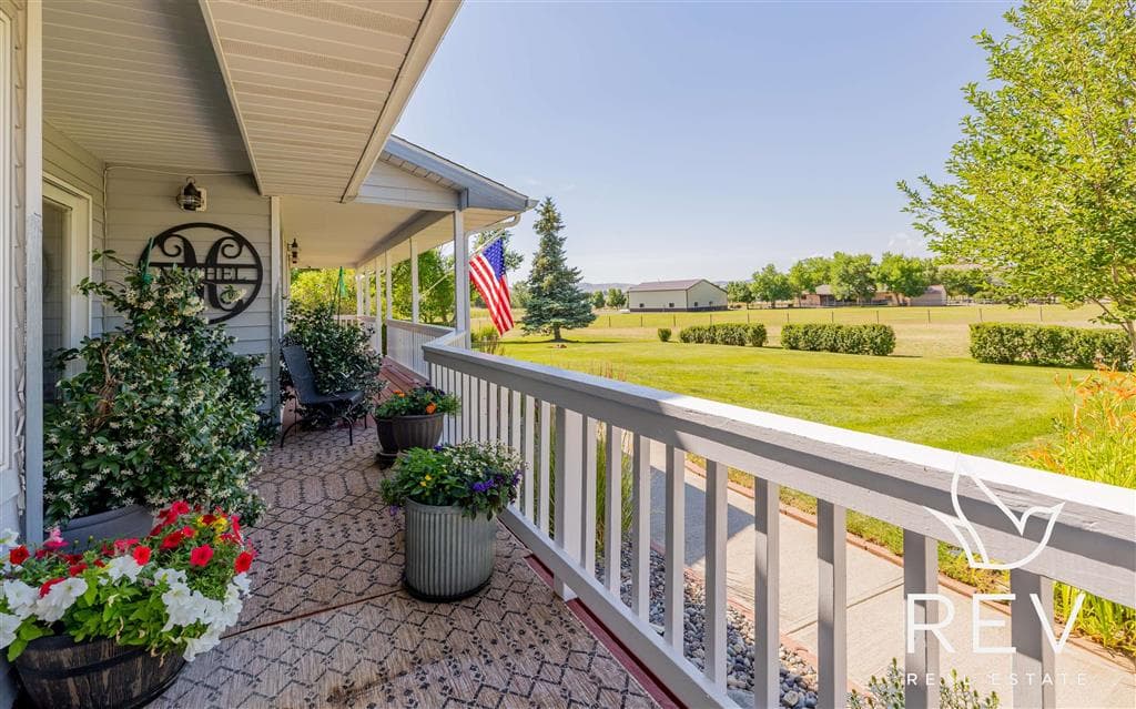 14 Beacon Dr — photo 7 of 25