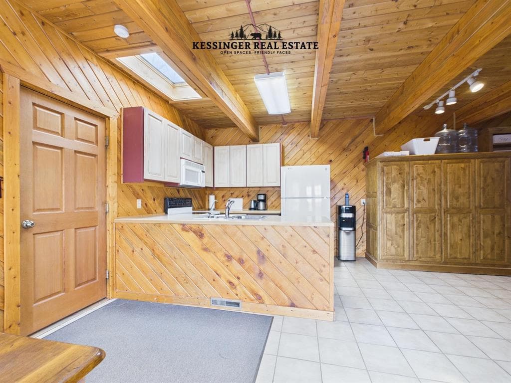 324 Robert St — photo 16 of 25