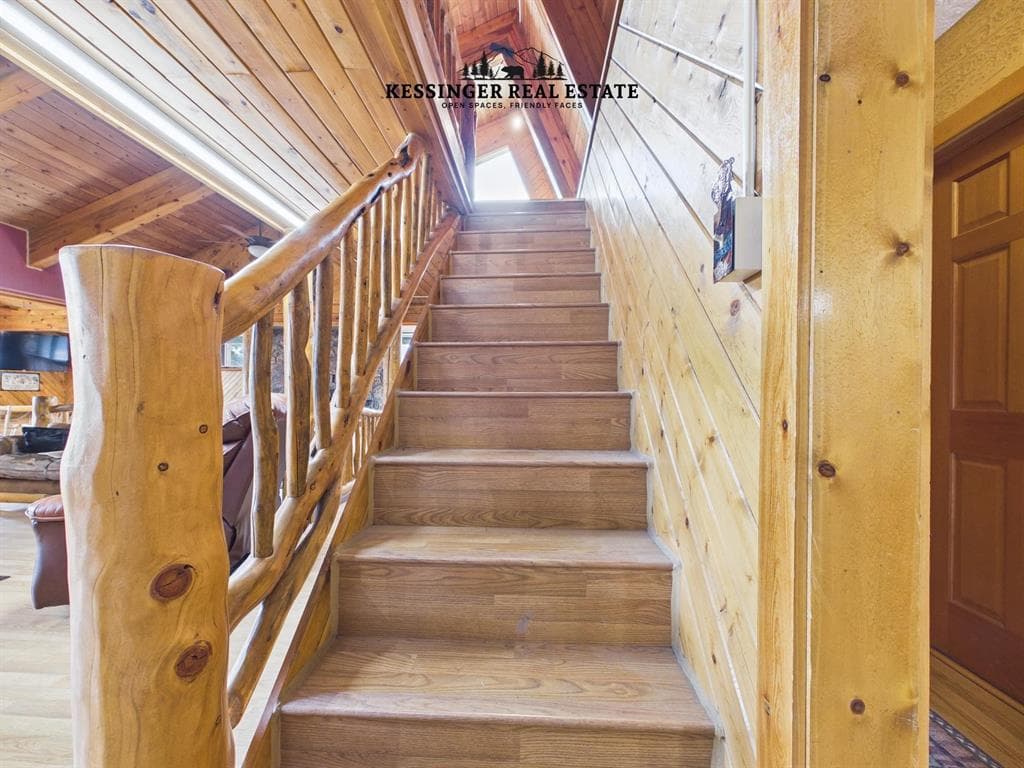 324 Robert St — photo 21 of 25