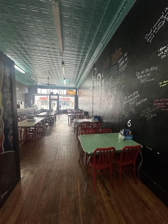 509 Greybull Ave — photo 3 of 11