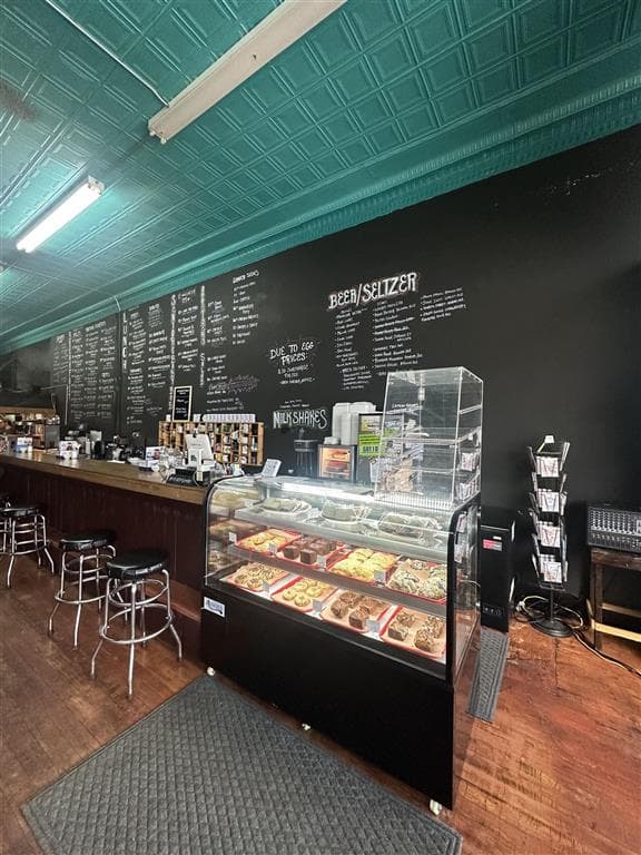 509 Greybull Ave — photo 4 of 11