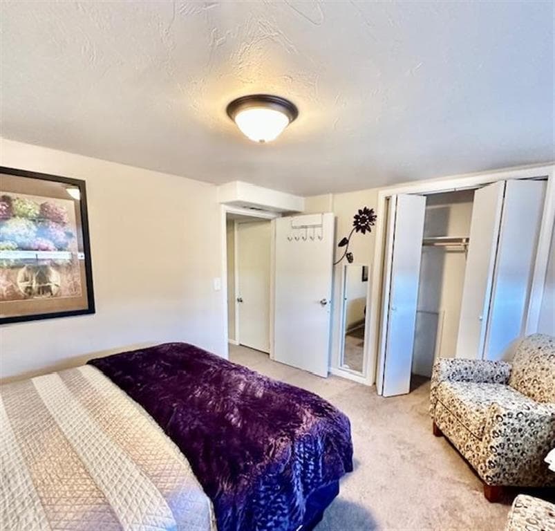 1313 Russell Ave — photo 11 of 14