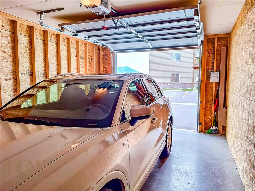 2850 Kent Ave — photo 14 of 25