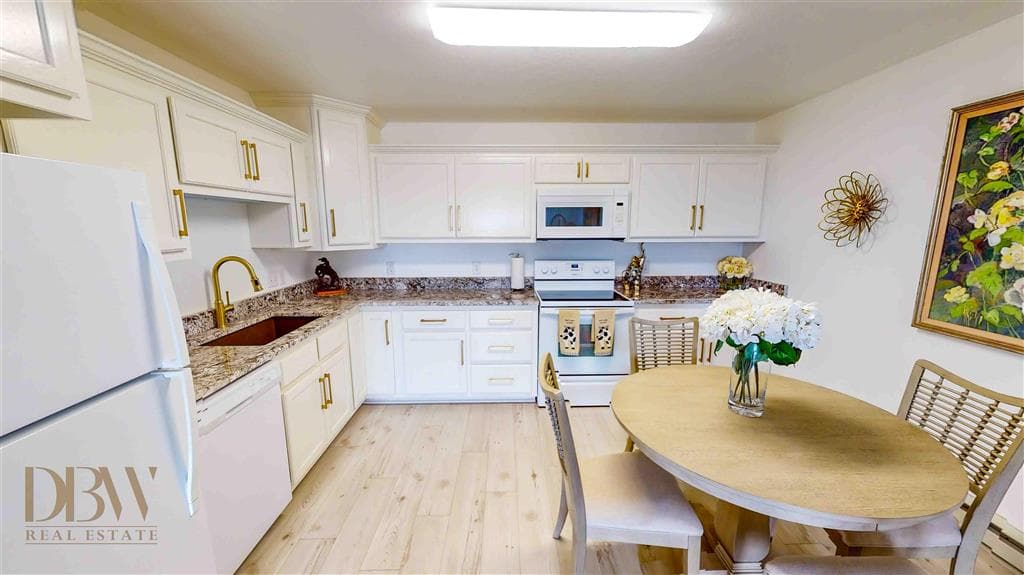 2850 Kent Ave — photo 17 of 25