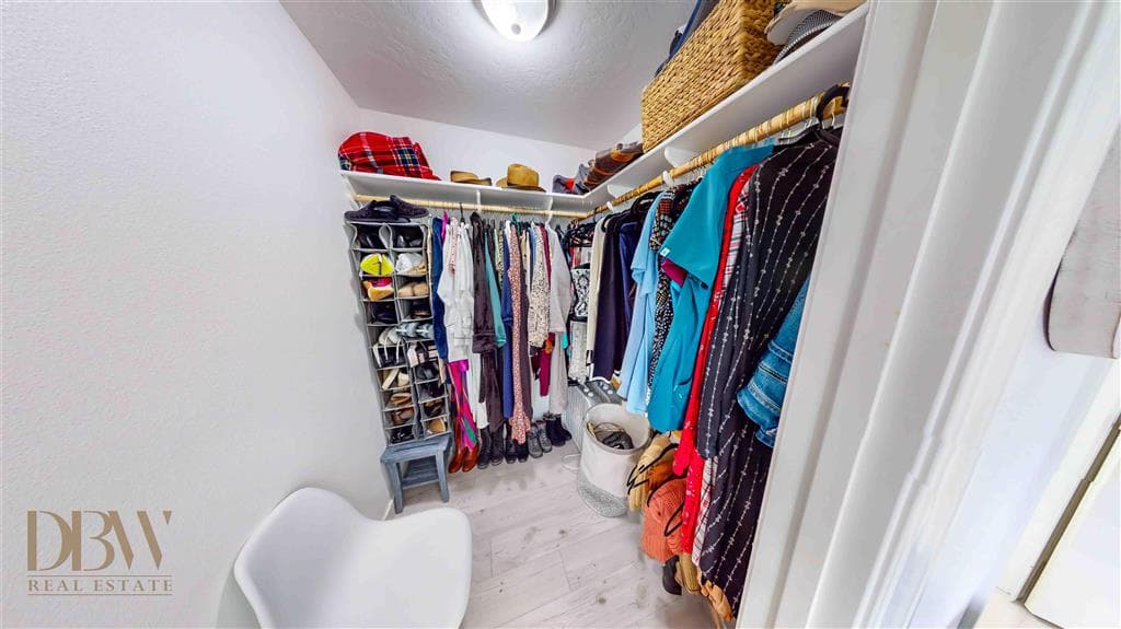 2850 Kent Ave — photo 7 of 25