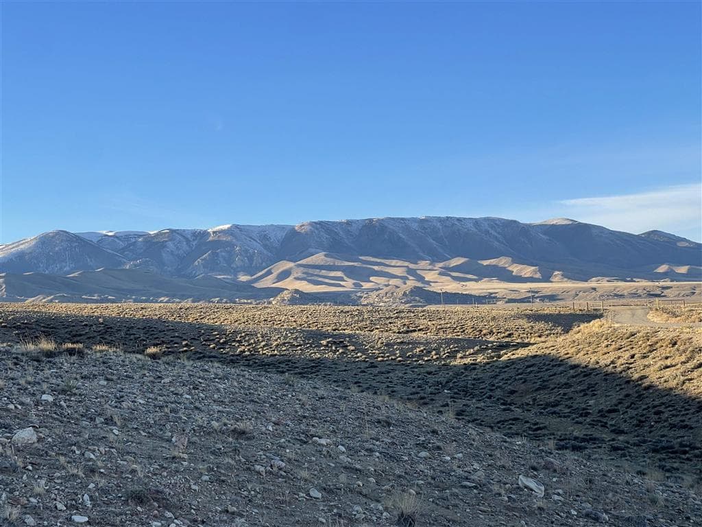 151 Windsor Way — photo 9 of 18