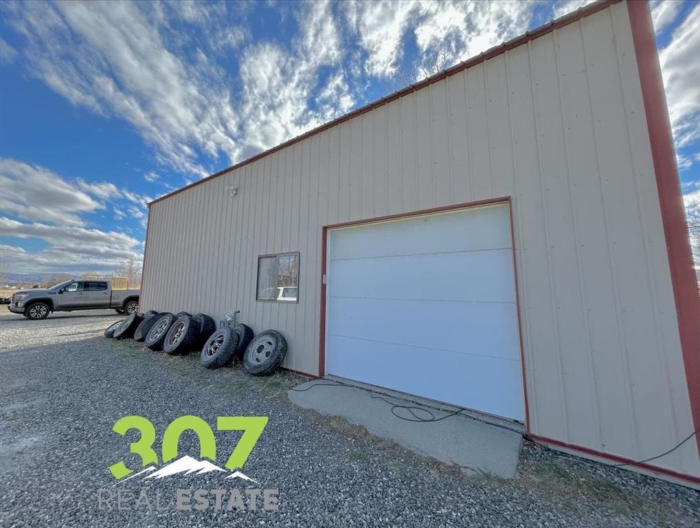 1280 Lane 8 — photo 12 of 25
