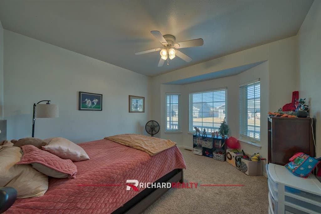 926 33rd St — photo 21 of 25