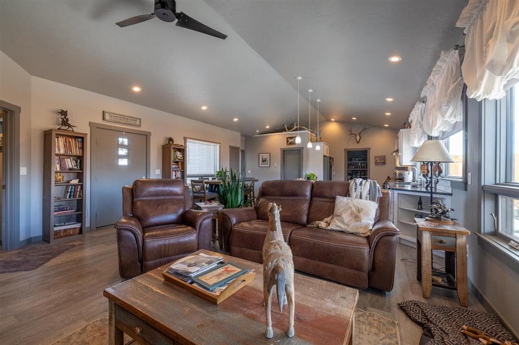 5 Cowboy Dr — photo 6 of 25