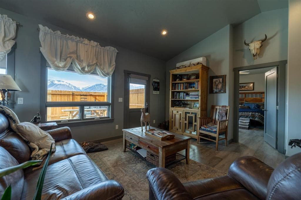 5 Cowboy Dr — photo 9 of 25