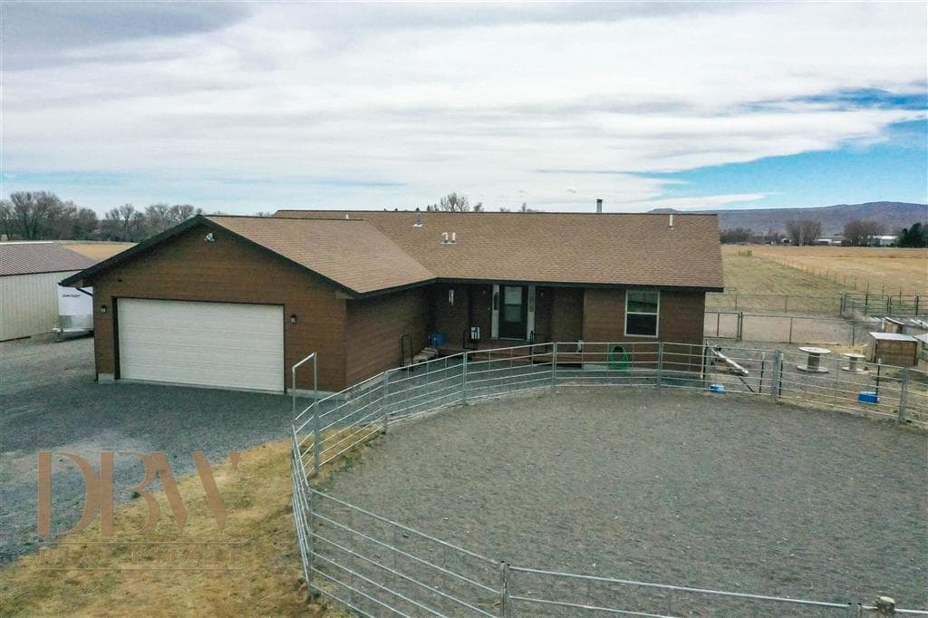 1010 Lane 11 1/2 — photo 19 of 25