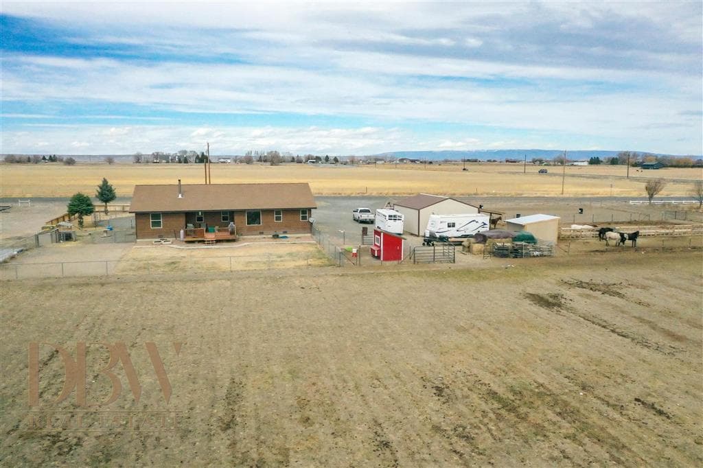 1010 Lane 11 1/2 — photo 24 of 25