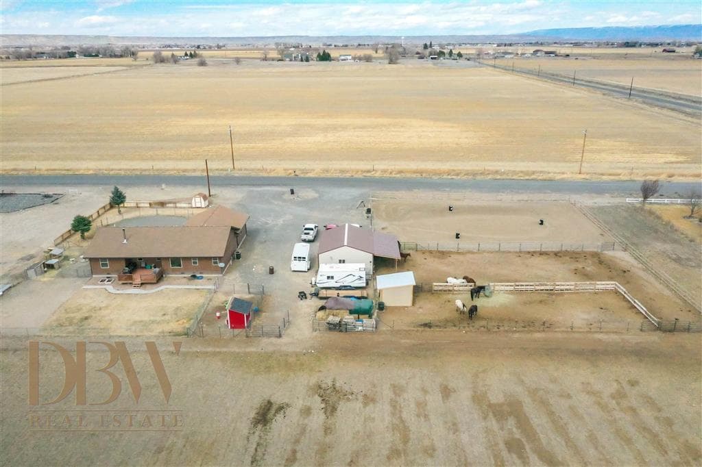 1010 Lane 11 1/2 — photo 25 of 25